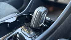 Volvo Xc40 2.0 B4P R DESIGN 5dr Auto Petrol Estate